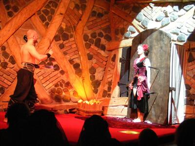 Kulturinsel_Einsiedel_Kroenum_-_Das_juengste_Geruecht_8_01