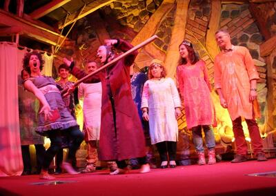 Kulturinsel_Einsiedel_Kroenum_-_Das_juengste_Geruecht_15