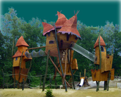 Baumhausburg_Landal_Holland_03