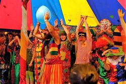 circus_bombi