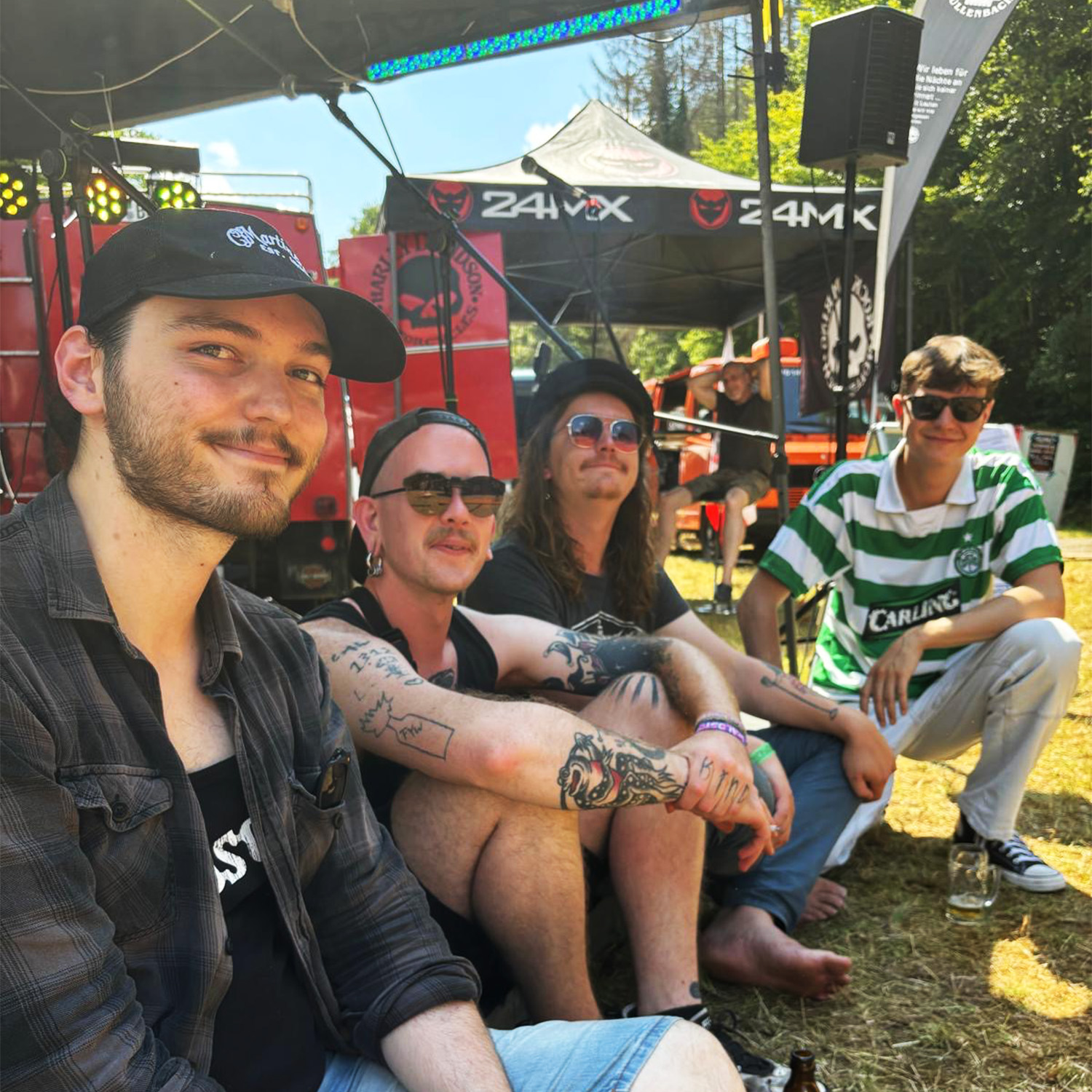 Friendsbranntwein beim Folklorum Gedenktag
