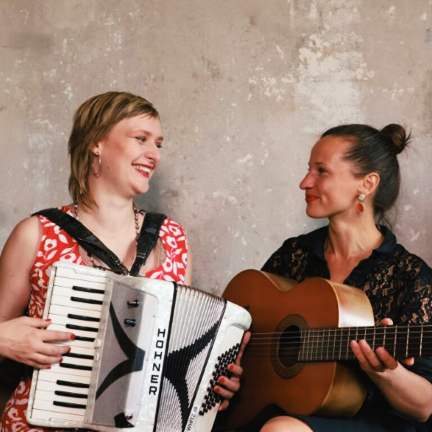 Les Amoureuses beim Folklorum Gedenktag