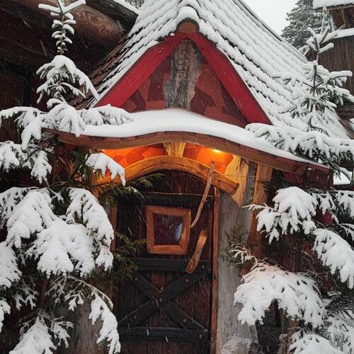 Tauche ein in den Winterzauber von Turisede! ❄️